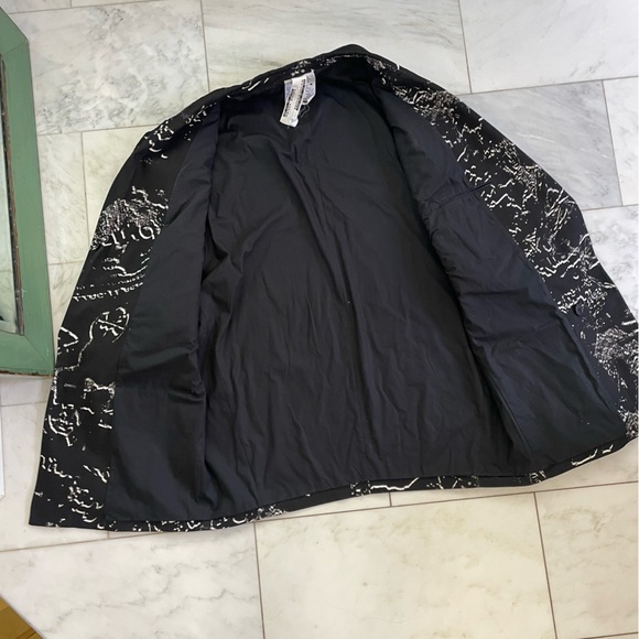 Maison Blanche, brand specific size 4, black & white statement oversized blazer - Picture 14 of 14